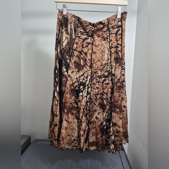 Laura Dresses & Skirts - Elegant Brown Patterned Midi Skirt